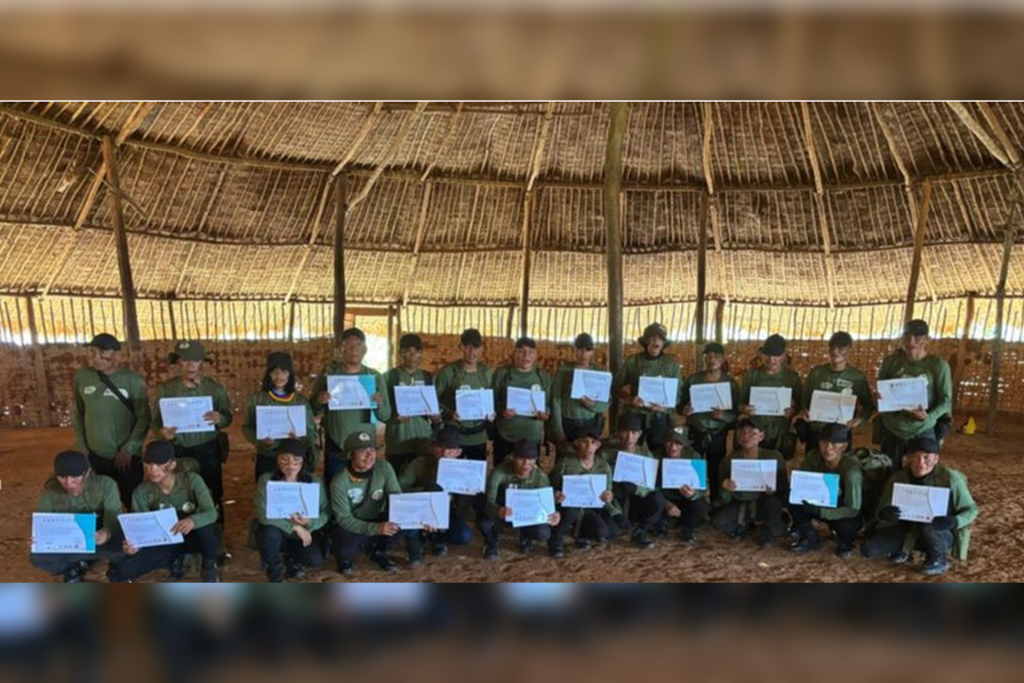Indígenas Yanomami recebem formação sobre direitos territoriais e ambientais indigenas-yanomami-recebem-formacao-sobre-direitos-territoriais-e-ambientais