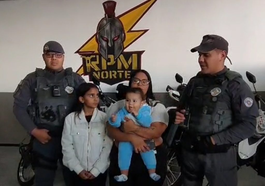 policiais-da-rpm-ii-fazem-a-manobra-de-heimlich-e-salva-bebe